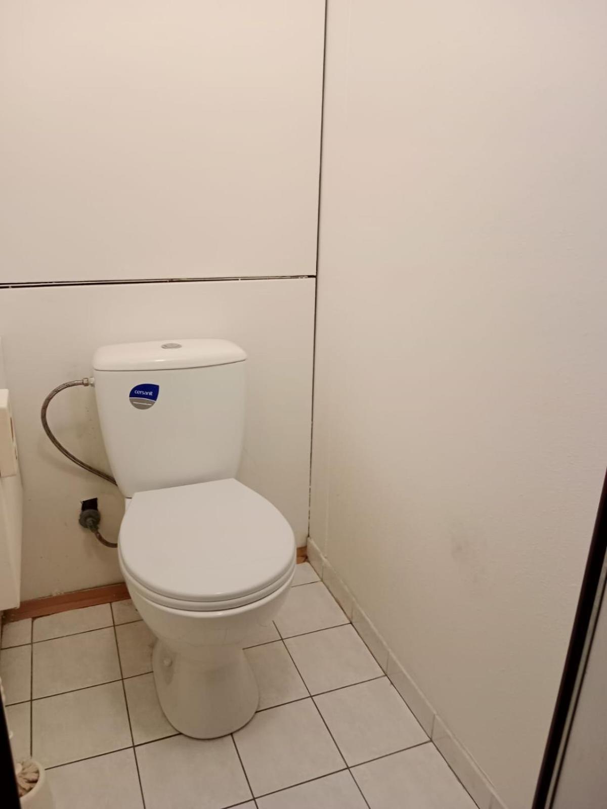 布拉格 Tvm Tower Modrany旅舍 外观 照片